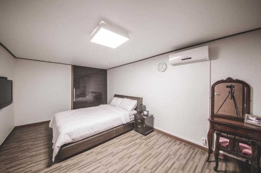 Sunyang Village Pension Чечжу Екстер'єр фото